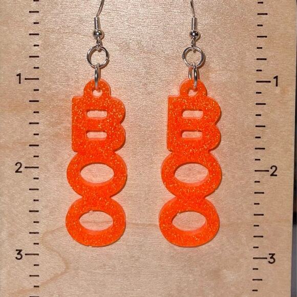 Handmade epoxy resin Boo Halloween earrings - bright orange - Picture 1 of 4